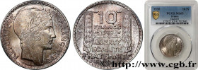 III REPUBLIC
Type : 10 francs Turin 
Date : 1930 
Quantity minted : 36.986.163 
Metal : silver 
Diameter : 28  mm
Orientation dies : 6  h.
Weight : 10...