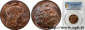 III REPUBLIC
Type : 5 centimes Daniel-Dupuis 
Date : 1900 
Quantity minted : 7400000 
Metal : bronze 
Diameter : 25  mm
Orientation dies : 6  h.
Weigh...
