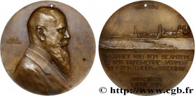 SCIENCE & SCIENTIFIC
Type : Médaille, Adolf Haeuser 
Date : 1914 
Metal : bronze 
Diameter : 75  mm
Weight : 148,34  g.
Edge : lisse 
Puncheon : sans ...