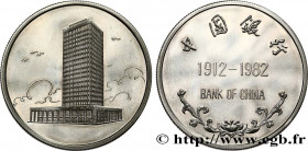 CHINA
Type : Médaille, Banque de Chine, 70e anniversaire 
Date : 1982 
Metal : silver 
Diameter : 32,5  mm
Weight : 15,72  g.
Edge : cannelé 
Obverse ...