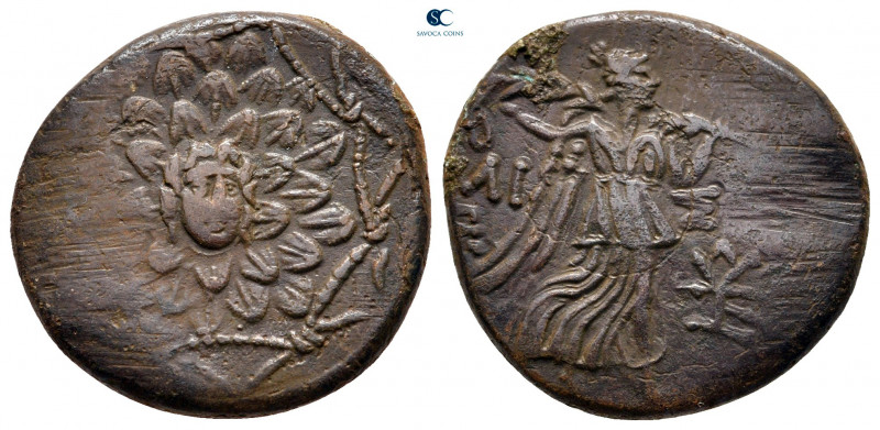 Pontos. Amisos. Time of Mithradates VI Eupator 120-63 BC. 
Bronze Æ

21 mm, 6...
