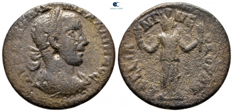 Ionia. Ephesos. Gallienus AD 253-268. 
Bronze Æ

28 mm, 7,01 g



very fi...