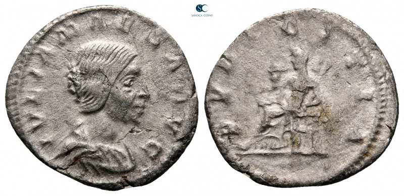 Julia Maesa. Augusta AD 218-224. Rome
Denarius AR

18 mm, 1,89 g



nearl...