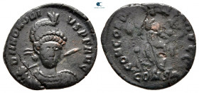 Honorius AD 393-423. Constantinople. Follis Æ