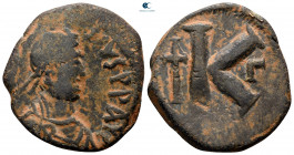 Justinian I AD 527-565. Constantinople. Half Follis or 20 Nummi Æ