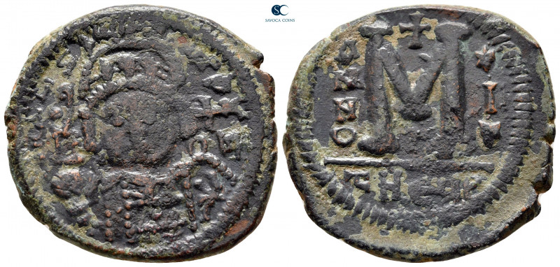 Justinian I AD 527-565. Theoupolis (Antioch)
Follis or 40 Nummi Æ

35 mm, 18,...