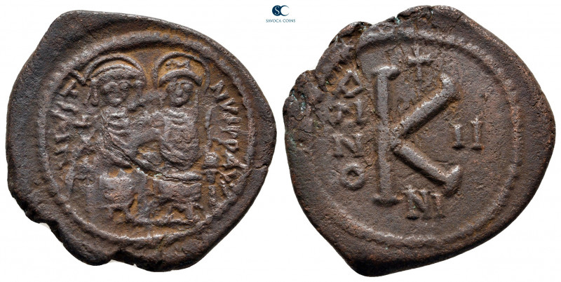 Justin II and Sophia AD 565-578. Nikomedia
Half Follis or 20 Nummi Æ

28 mm, ...