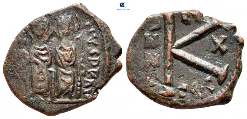 Justin II and Sophia AD 565-578. Thessalonica
Half Follis or 20 Nummi Æ

21 m...