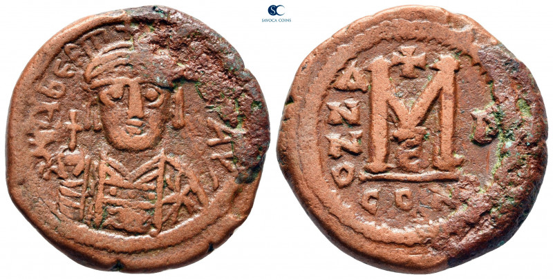 Maurice Tiberius AD 582-602. Constantinople
Follis or 40 Nummi Æ

30 mm, 12,1...