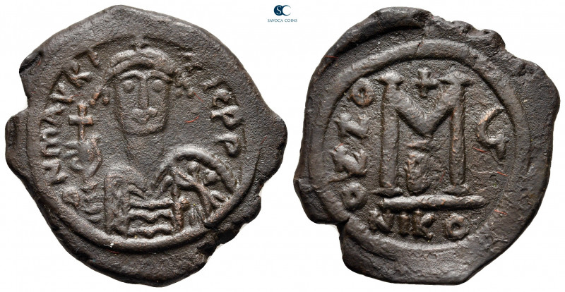 Maurice Tiberius AD 582-602. Nikomedia
Follis or 40 Nummi Æ

31 mm, 10,51 g
...
