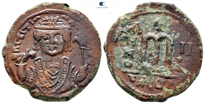 Maurice Tiberius AD 582-602. Theoupolis (Antioch)
Follis or 40 Nummi Æ

28 mm...