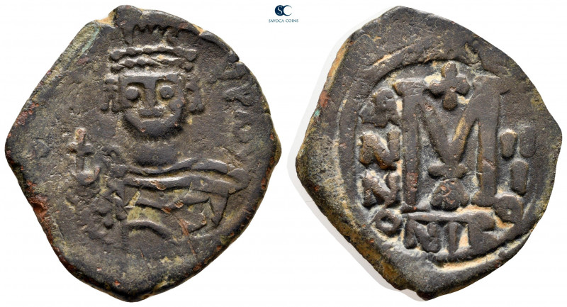 Heraclius AD 610-641. Nikomedia
Follis or 40 Nummi Æ

32 mm, 10,90 g



v...
