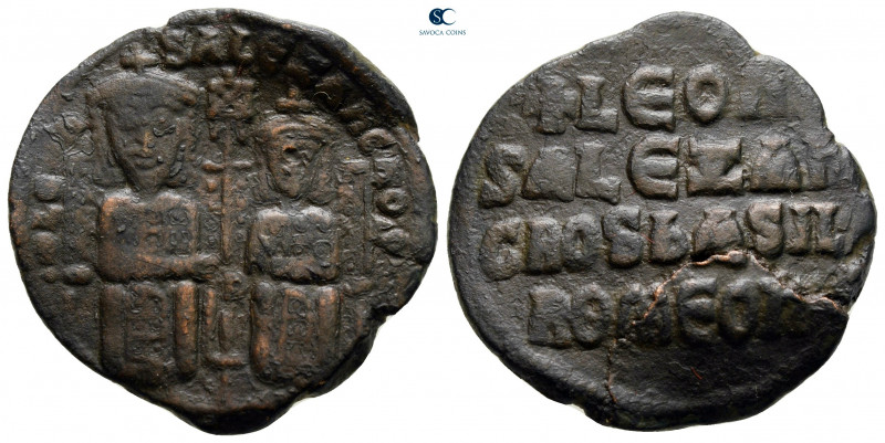 Leo VI with Alexander AD 886-912. Constantinople
Follis or 40 Nummi Æ

27 mm,...