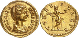 Julia Domna, épouse de Septime Sévère. Aureus 193-196, Rome. IVLIA DO-MNA AVG Buste drapé de Julia Domna à droite / VEN-ER I VICTR Vénus à demi nue vu...