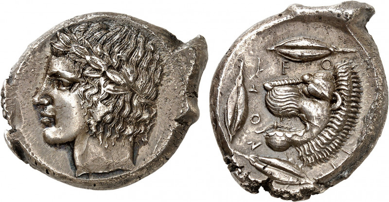 Sicile, Léontini. Tétradrachme vers 430-425. Tête laurée d'Apollon à gauche / LE...