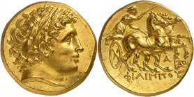 Royaume de Macédoine, Philippe II, 359-336. Statère d'or, frappe posthume, 323-316, Abydos. Tête laurée d'Apollon à droite / FILIPPOU Quadrige au galo...