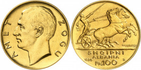 Ahmed Zogu, Président, 1925-1928. 100 Franga Ari 1926 R, Rome. Tête nue à gauche / Char tiré par deux chevaux à droite. Inscription, date et valeur, à...