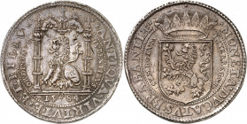 Brabant. Etats indépendants de Brabant, 1584-1585. Daldre commémoratif 1584, Anvers. Lion assis sous un dais à gauche. Date au-dessous / Ecu couronné....