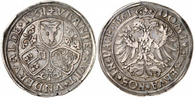 Uri, Schwyz et Unterwald. Taler 1561/1561, Altdorf. Armoiries des trois cantons réunies par la pointe. Lis stylisés dans les champs / Aigle bicéphale ...