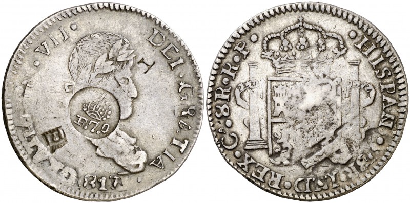 Resello F7º bajo corona (falso de época) sobre 8 reales de Chihuahua RP de 1817....