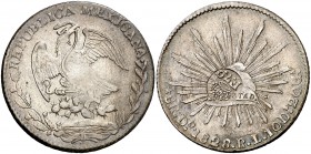 Resello F7º bajo corona, en reverso, sobre 8 reales de México, Durango RL de 1828. (Kr. 74). 27,11 g. Pátina. MBC/MBC+.