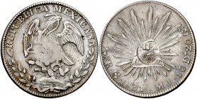 Isabel II. Resello YII bajo corona, en reverso, sobre 8 reales de México, Guanajuato MJ de 1831. (Kr. 129). 26,71 g. MBC+.