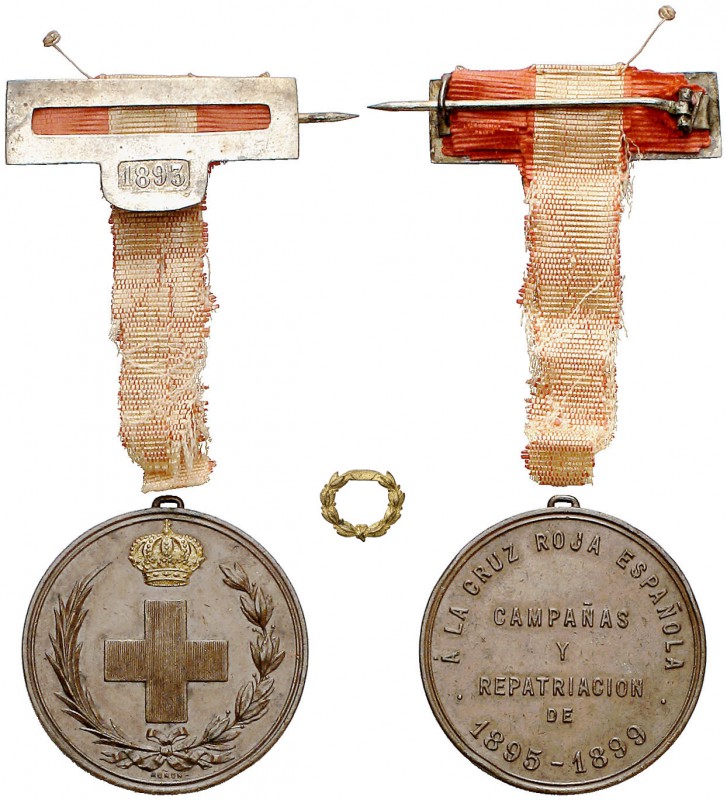 1899. Cruz Roja. Campañas y Repatriación. Distinción al personal de la Cruz Roja...