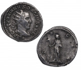 249-251 dC. Trajano Decio (249-251 dC). Roma. Antoniniano. RIC IV 12. Ag. 3,63 g. IMP CMQ TRAIANVS DECIVS AVG, busto de Trajano Decius, irradiado, dra...