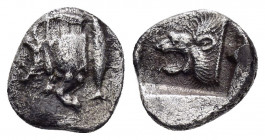 MYSIA.Kyzikos.(Circa 450-400 BC).Obol.

Obv : Forepart of boar left, tunny fish behind.

Rev : Head of roaring lion left within incuse square.
SNG Fra...