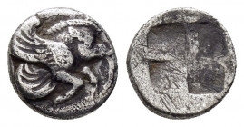 IONIA.Clazomennae.(5th Century BC).Obol. 

Obv : Forepart of winged boar.

Rev : Quadripartite incuse square.
BMC 14; SNG Aulock 1983; SNG Copenhagen ...