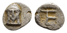 IONIA.Kolophon.(490-400 BC).Obol.

Obv : Facing head of Apollo. 

Rev : TE.
monogram within incuse square.
Milne 7; SNG Aulock 1999.

Condition : Very...