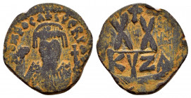 PHOCAS.(602-610). Cyzicus.Ae.

Obv : δ M FOCAS PЄRP AVG.
Crowned bust facing, wearing consular robes and holding mappa and cross.

Rev : Large XX; cro...