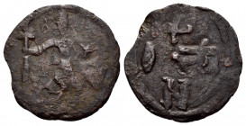 CRUSADERS. Edessa. Baldwin II (1108-1118).Ae.

Obv : Count Baldwin II, dressed in chain-armour and conical helmet, standing front, head to left, holdi...