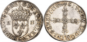 HENRI III (1574-1589). Quart d'écu 1587 G=Poitiers 9,75 g. A/ HENRICVS.III.D.G.FRAN.ET.POL.REX Croix fleurdelisée.
R/+SIT.NOMEM.DOMINI.BENEDIC Ecu de...