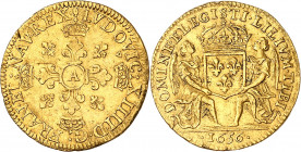 LOUIS XIV (1643-1715).
Lis d’or émis pour 7 livres.( 23 décembre 1655). 4,03 g. 1656 A=Paris
A/ LVDOVIC XIIII D G FRAN ET NAV REX. Croix formée de q...