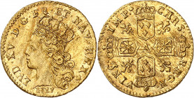 LOUIS XV (1715-1774).
Quart de Louis d’or dit « de Noailles » 3,06 g. 1717 A=Paris
A/ LVD XV D G FR ET NAV REX (Différent) Tête couronnée du Roi à g...