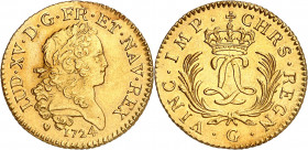 LOUIS XV (1715-1774).
Louis d’or dit « mirliton » palmes longues. 6,52 g. 1724 G=Poitiers
A/ LUD XV D G FR ET NAV REX. Buste nu, lauré, du Roi à dro...
