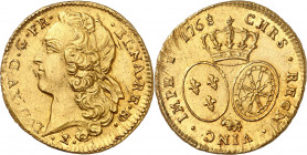 LOUIS XV (1715-1774).
Double Louis d’or au bandeau 1768 Pau 16,27 g.
A/ LUD XV D G FR ET NA RE BD. Tête à gauche du Roi, ceinte d’un bandeau, au-des...
