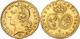 LOUIS XV (1715-1774).
Demi Louis d’or au bandeau 1753 S=Reims 4,07 g.
A/ LUD XV D G FR ET NAV REX. Tête du Roi à gauche, ceinte d’un bandeau; (diffé...