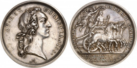 LOUIS XV (1715-1774).
Médaille commémorative en argent de la bataille de Fontenoy 11 mai 1745. 34,97 g.
A/ LVD XV REX CHRISTIANISS. Buste au bandeau...