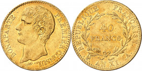 CONSULAT (1799-1804).
40 Francs au XI A=Paris 12,90 g.
A/BONAPARTE PREMIER CONSUL. Thiolier (Graveur). Sa tête nue à gauche.
R/REPUBLIQUE FRANÇAISE...