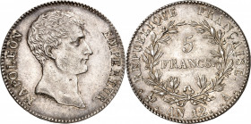 PREMIER EMPIRE (1804-1814) Napoléon 1er.
5 Francs An 12 A=Paris 24,96 g.
A/NAPOLEON EMPEREUR. Effigie de l’Empereur tournée à droite.
R/REPUBLIQUE ...