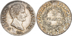 PREMIER EMPIRE (1804-1814) Napoléon 1er.
2 Francs 1807 I=Limoges 10,09 g.
A/ NAPOLÉON EMPEREUR. Sa tête nue à droite
R/ RÉPUBLIQUE FRANÇAISE. Diffé...
