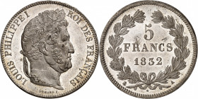 LOUIS PHILIPPE I (1830-1848). 
5 Francs « tête laurée » 2e Type de Domard. Tranche en relief 1832 A=Paris.
A/LOUIS PHILIPPE I ROI DES FRANCAIS. Tête...