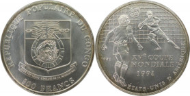 Weltmünzen und Medaillen, Kongo / Congo. Fußball-WM 1994. 500 Francs 1991. 12,0 g. 0.999 Silber. 0.39 OZ. KM 6. Stempelglanz
