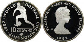 Weltmünzen und Medaillen, Turks und Caicos Inseln / Turks and Caicos Islands. "1982 Weltmeisterschaft". 10 Crowns 1982. 23,28 g. 0.925 Silber. 0.69 OZ...
