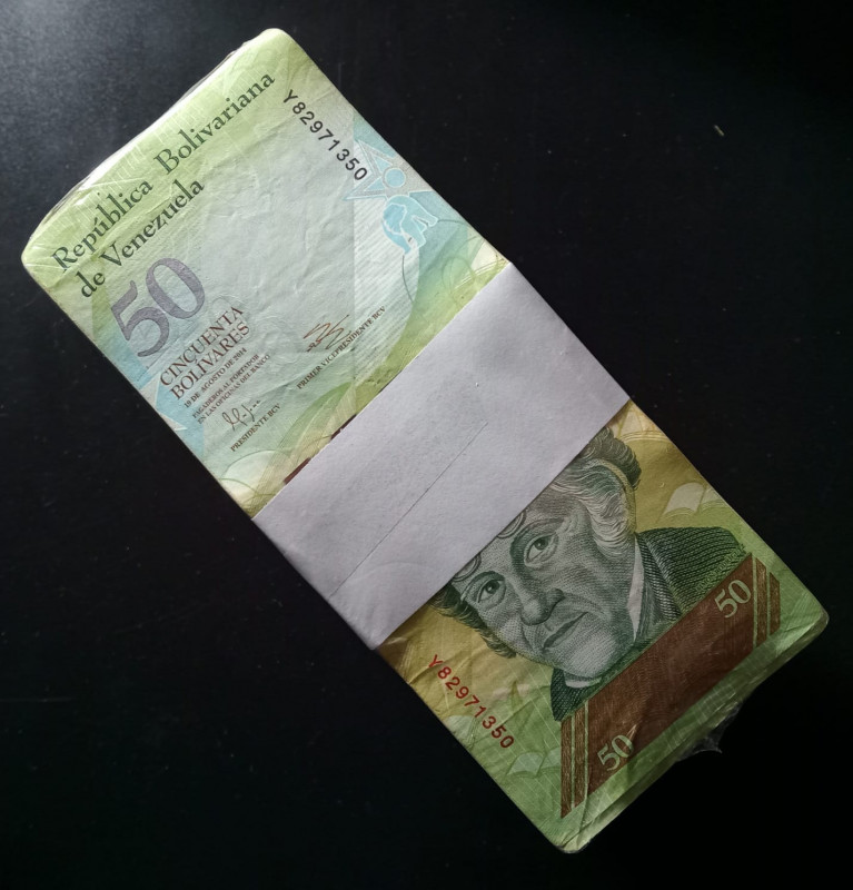 Venezuela 1 BRICK (1000 Notes) 2007-2015 50 Bolivares BsF Circulated VF-AU, Mixe...