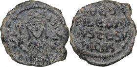 Byzantine AE Follis - Theophilus (829-842 AD)
3.85 g. 24mm. VF/VF