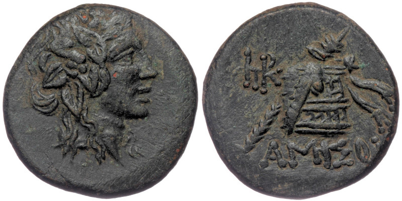 Pontos, Amisos. ( Bronze. 8.35 g. 22 mm)Time of Mithradates VI Eupator circa 120...