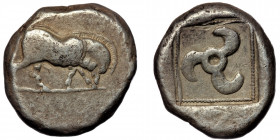 DYNASTS of LYCIA. ( 8.59 g. 19 mm) Uncertain dynast. Circa 480/70-430 BC. AR Stater ‘Protodynastic’ period, 
Boar standing right.
Rev: Triskeles in do...